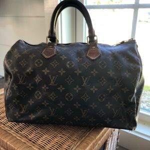 Louis Vuitton classic monogrammed speedy handbag